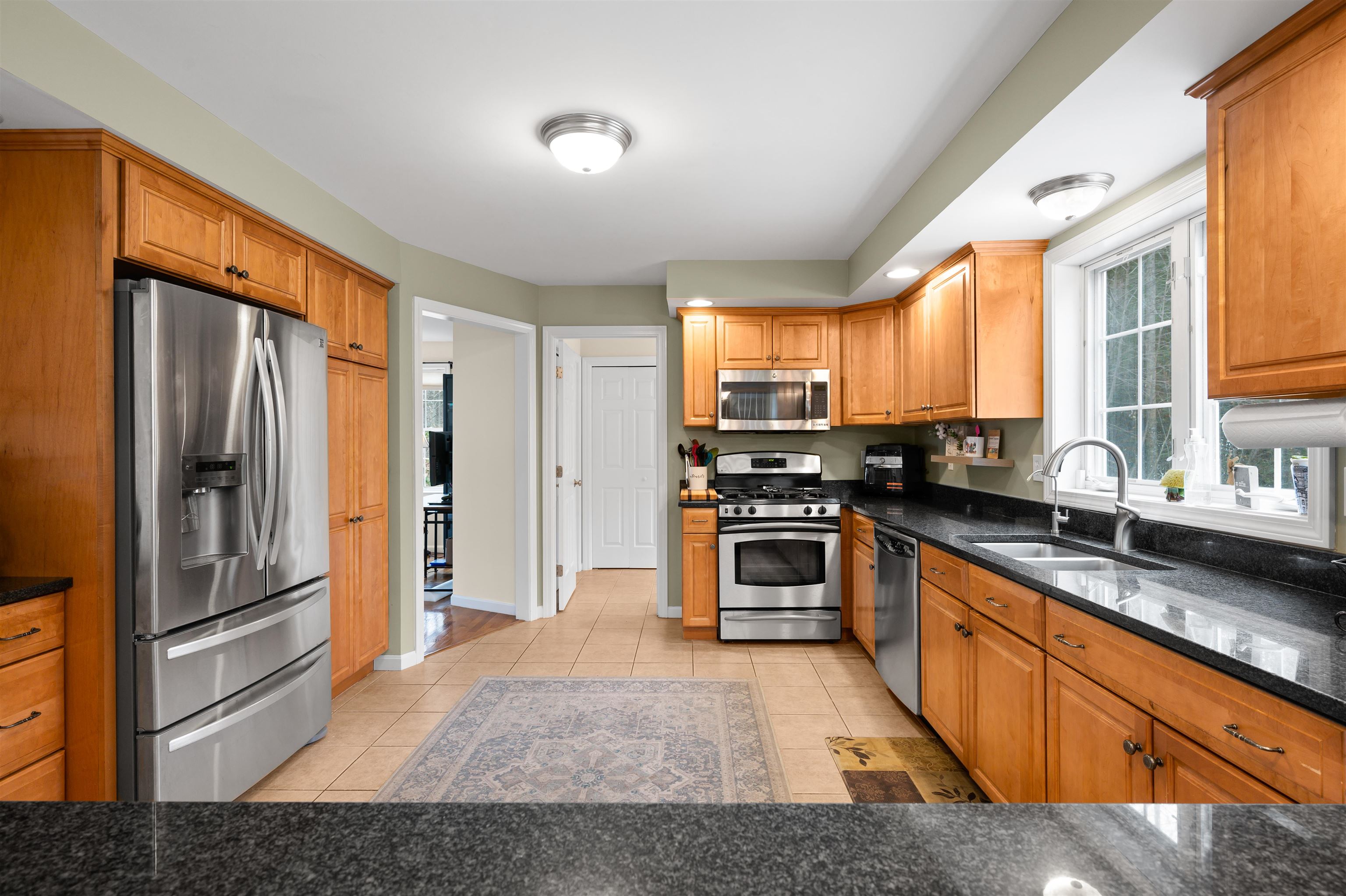 106 McIntosh Road Danville, NH 03819 - Photo 8 of 40