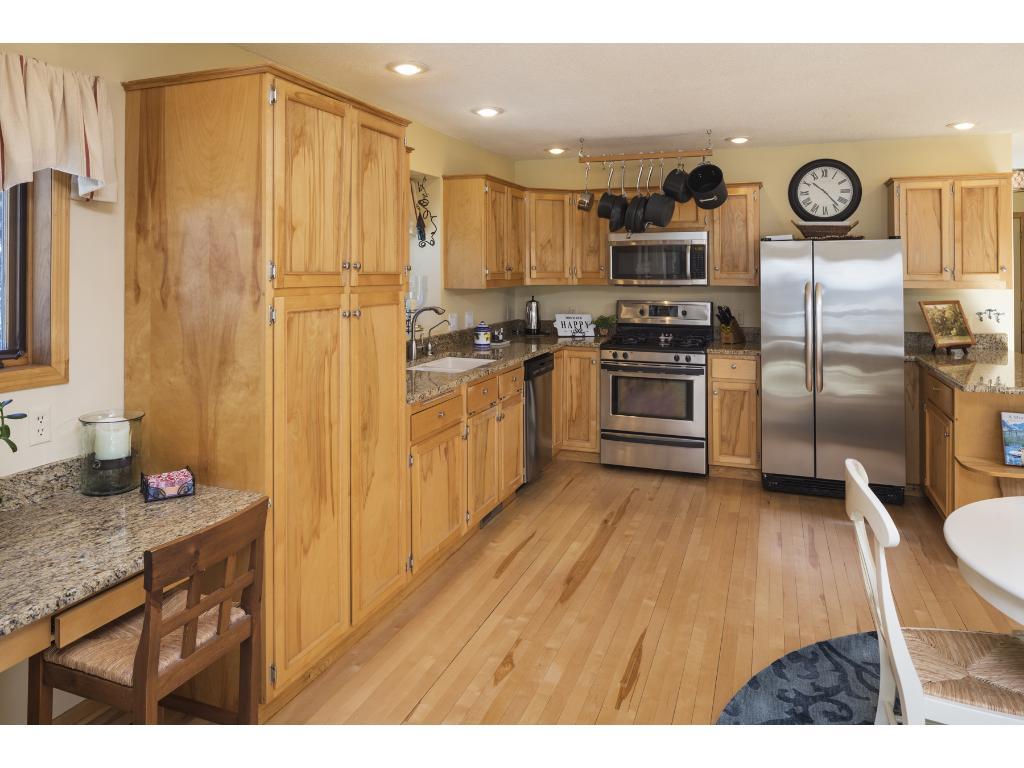 5185 Shady Island Road Mound, MN 55364 - Photo 4 of 15