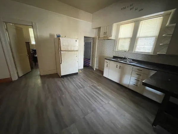 $47,500 | 1283 South Illinois Street, Decatur, IL 62521