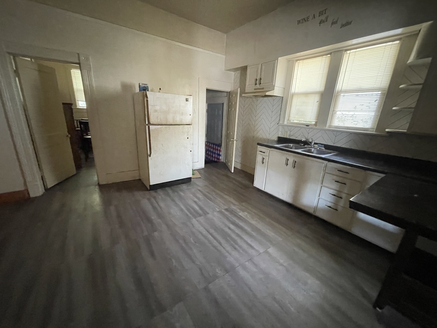 1283 South Illinois Street Decatur, IL 62521 - Photo 10 of 21