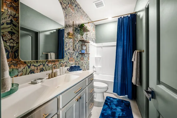 $3,200 | 217 McCrae Drive, Liberty Hill, TX 78642