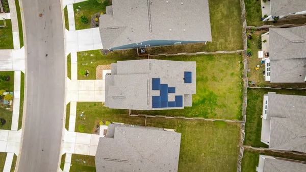 $3,200 | 217 McCrae Drive, Liberty Hill, TX 78642