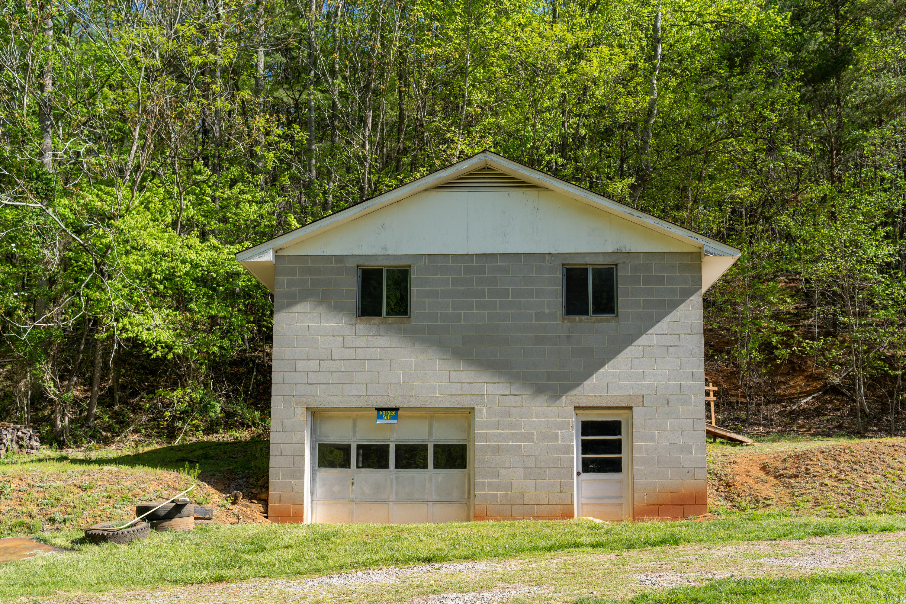 7517 Franklin Road Boones Mill, VA 24065 - Photo 13 of 30 Garage-1