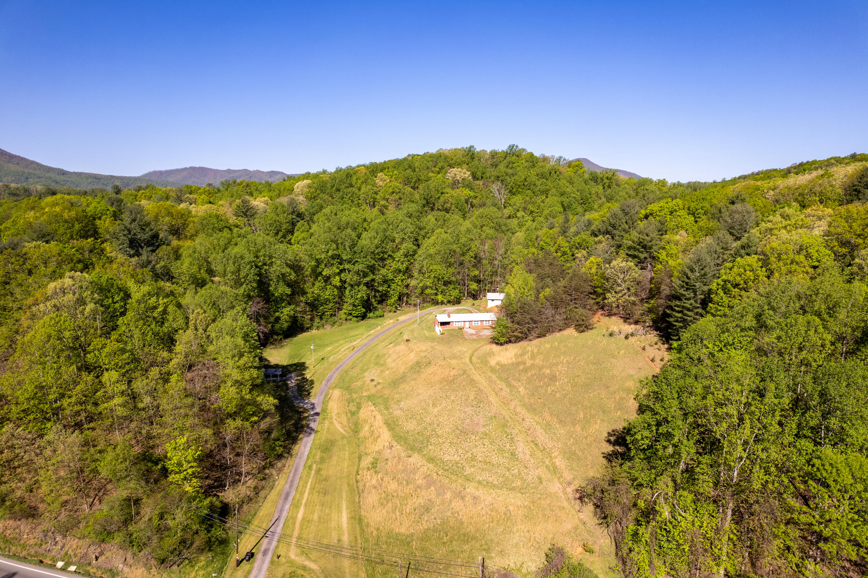 7517 Franklin Road Boones Mill, VA 24065 - Photo 24 of 30 Aerials-4