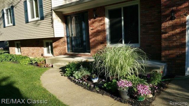 4860 Harvey Lake Road Highland, MI 48356 - Photo 3 of 57 20180624_192948.jpg