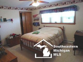 3275 Blue Bush Road Monroe, MI 48162 - Photo 15 of 27 766968-14.JPG