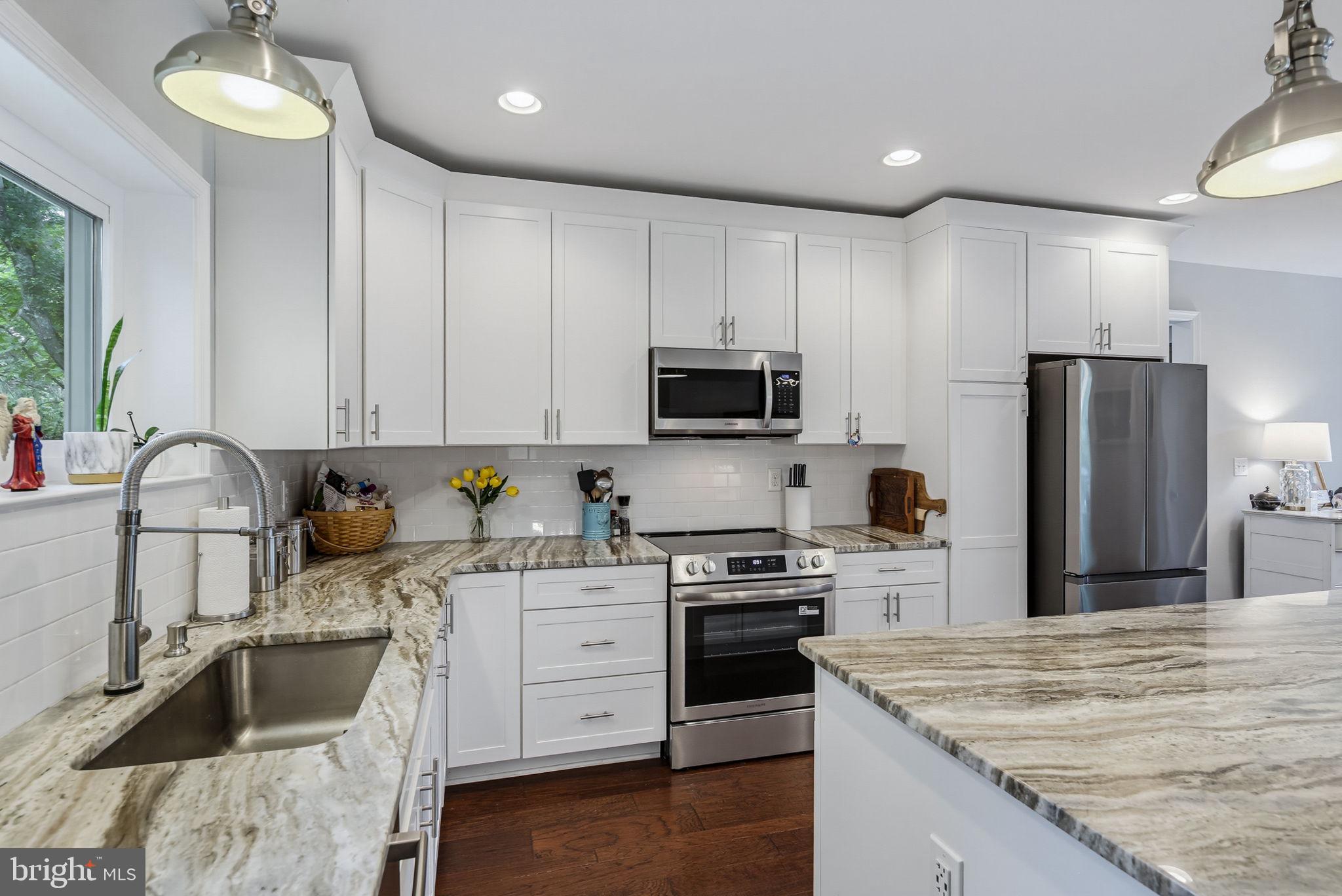 9242 Spring Valley Road Ellicott City, MD 21043 - Photo 7 of 52 Imagine the cooking experience