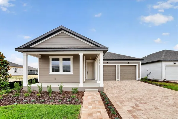 $399,990 | 30119 Emerald Frst Drive, Mount Dora, FL 32757