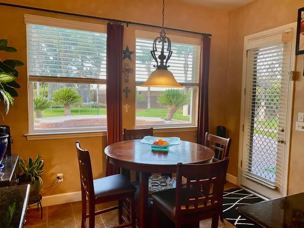 $669,999 | 7253 West Morris Avenue, Fresno, CA 93723