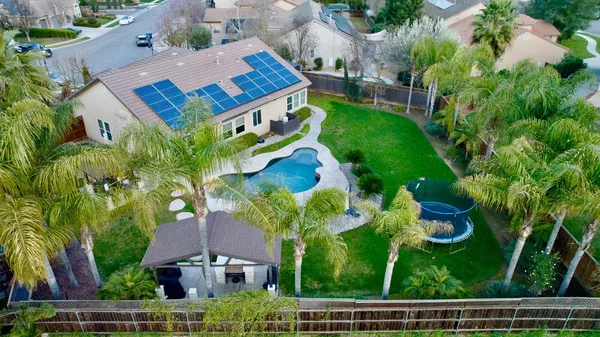 $669,999 | 7253 West Morris Avenue, Fresno, CA 93723