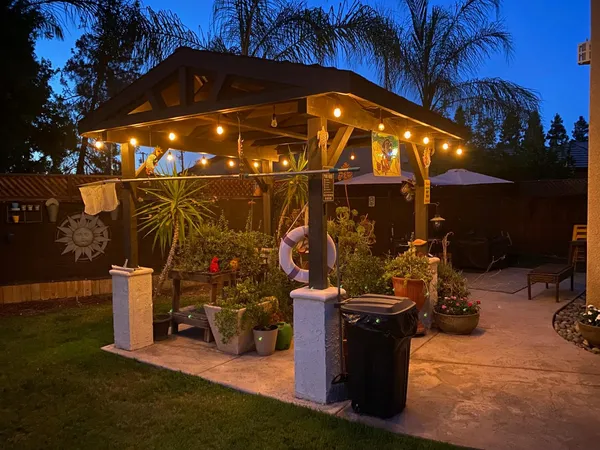 $669,999 | 7253 West Morris Avenue, Fresno, CA 93723