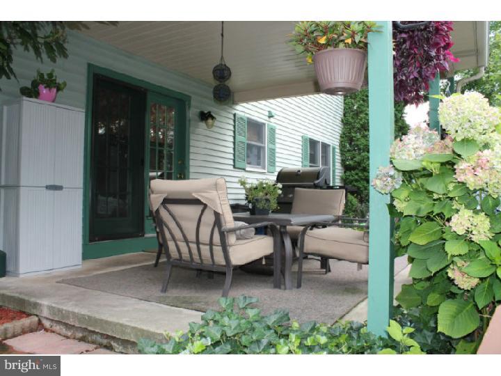 819 Hearthstone Lane Sinking Spring, PA 19608 - Photo 2 of 22 Gallery Image 2