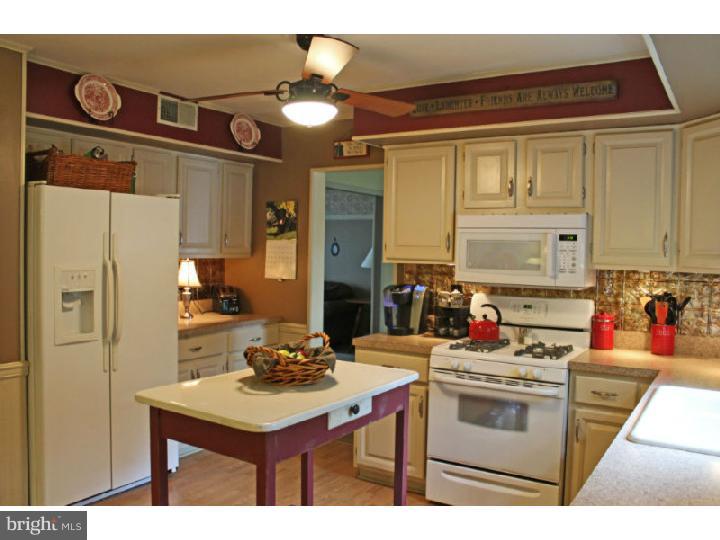 819 Hearthstone Lane Sinking Spring, PA 19608 - Photo 11 of 22 Gallery Image 11