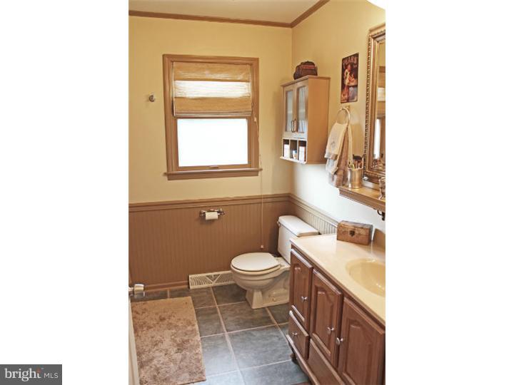 819 Hearthstone Lane Sinking Spring, PA 19608 - Photo 17 of 22 Gallery Image 17