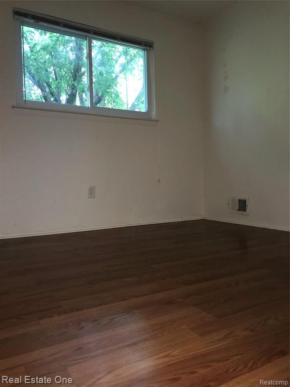 20796 Doepfer Road Warren, MI 48091 - Photo 13 of 18