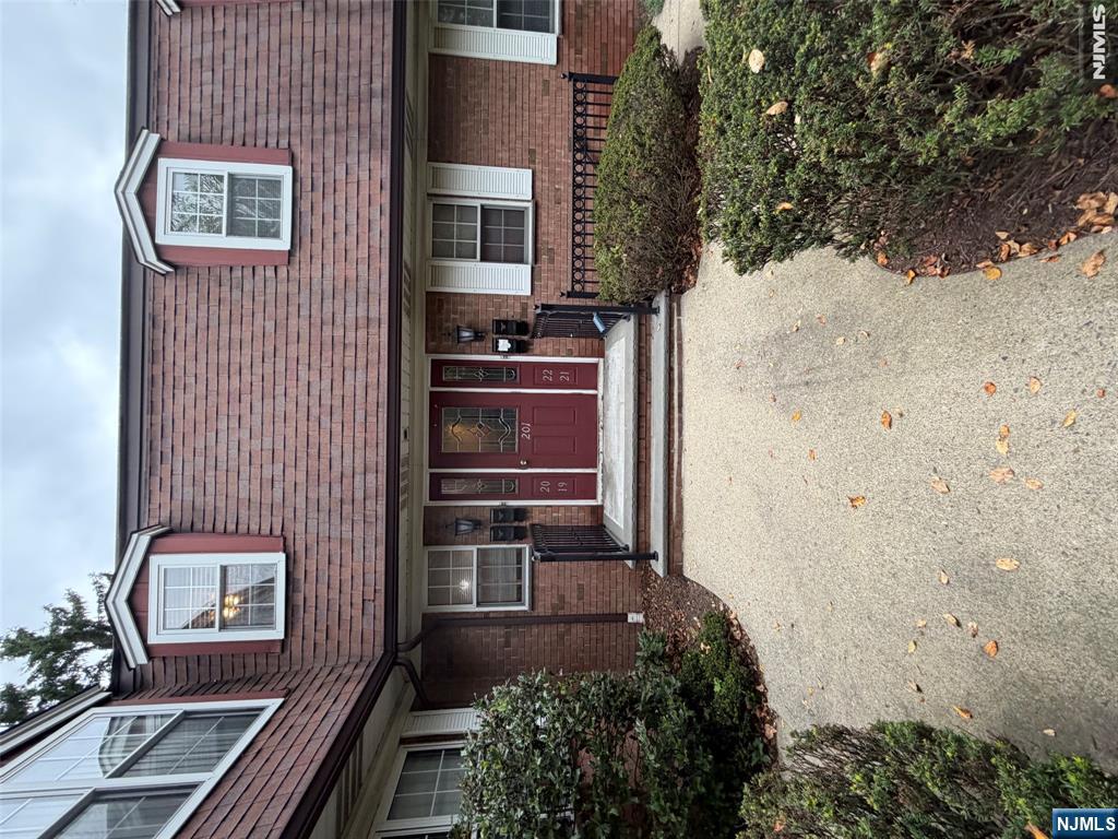 201 Piermont Road, Unit 22 Cresskill, NJ 07626 - Photo 8 of 8 Gallery Image 8