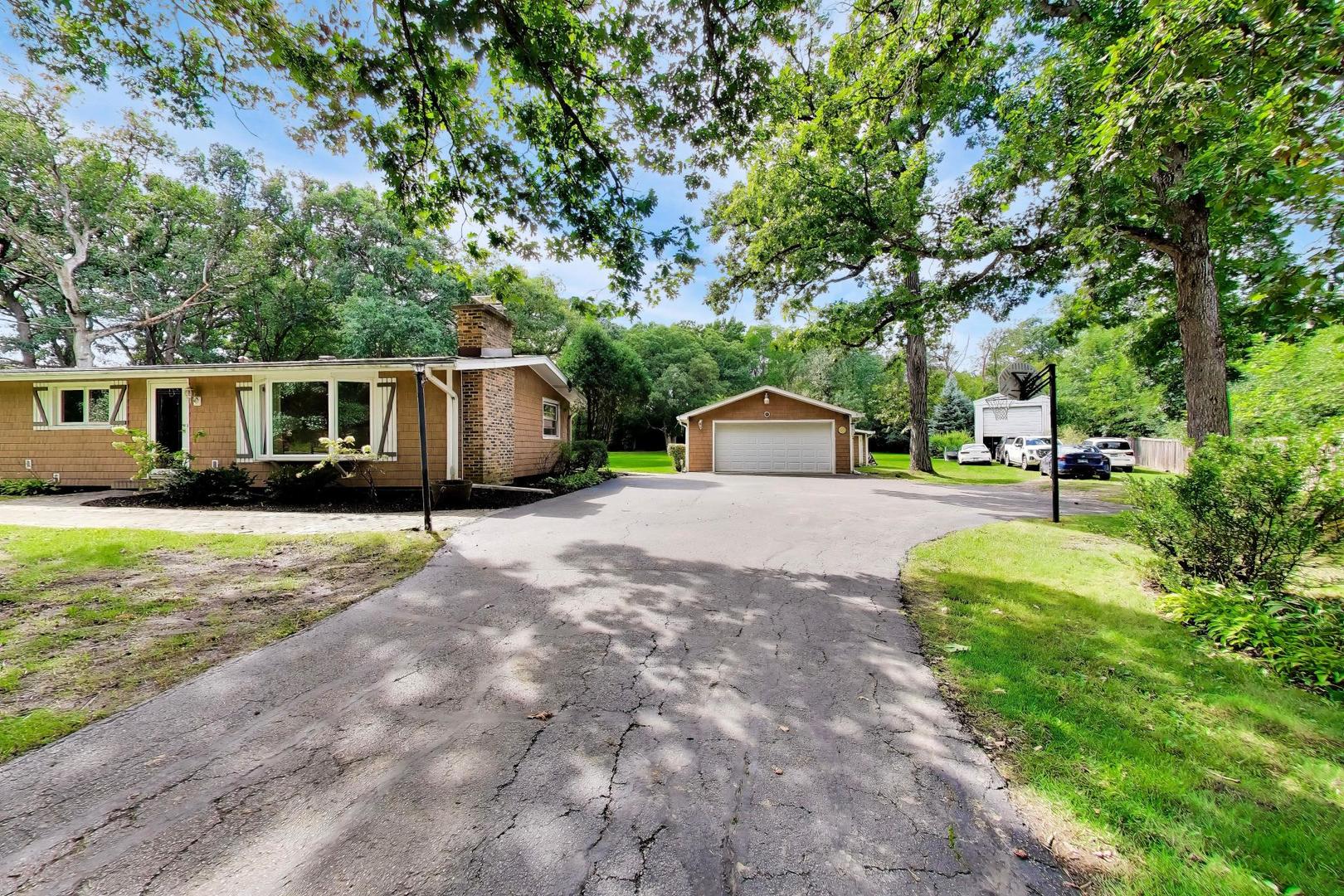 26980 North Fairfield Road Wauconda, IL 60084 - Photo 3 of 37 Gallery Image 3