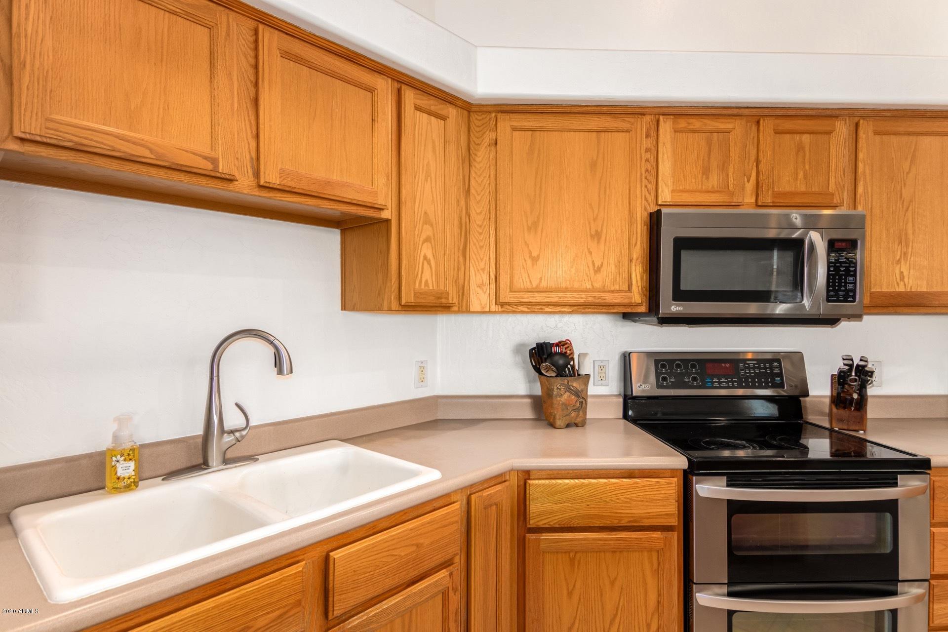 2922 West Irvine Road Phoenix, AZ 85086 - Photo 15 of 54 0014-Irvine 13