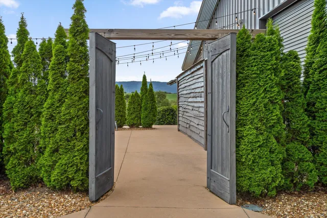 $5,500,000 | 1020 Thomas Road, Benton, TN 37307