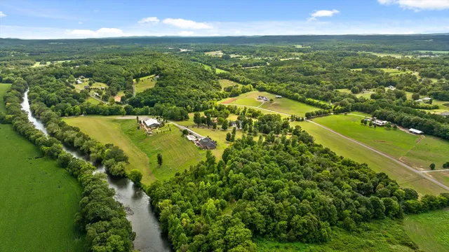 $5,500,000 | 1020 Thomas Road, Benton, TN 37307