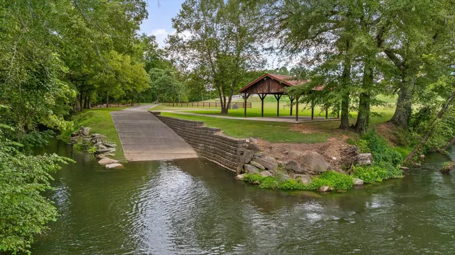 $5,500,000 | 1020 Thomas Road, Benton, TN 37307