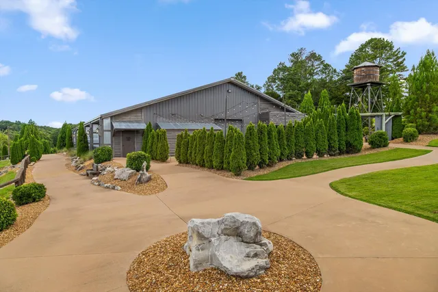 $5,500,000 | 1020 Thomas Road, Benton, TN 37307