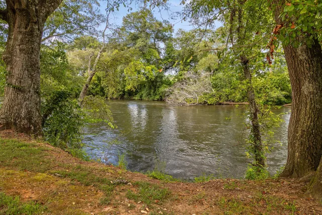 $5,500,000 | 1020 Thomas Road, Benton, TN 37307