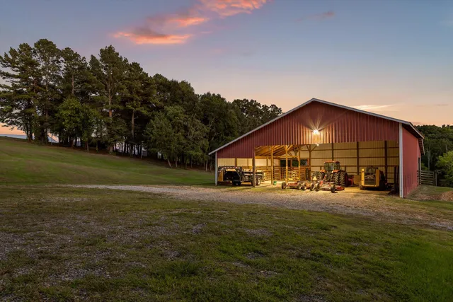 $5,500,000 | 1020 Thomas Road, Benton, TN 37307