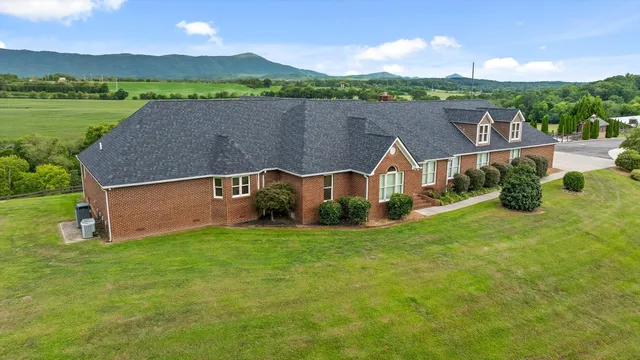 $5,500,000 | 1020 Thomas Road, Benton, TN 37307