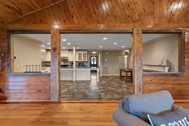 $5,500,000 | 1020 Thomas Road, Benton, TN 37307