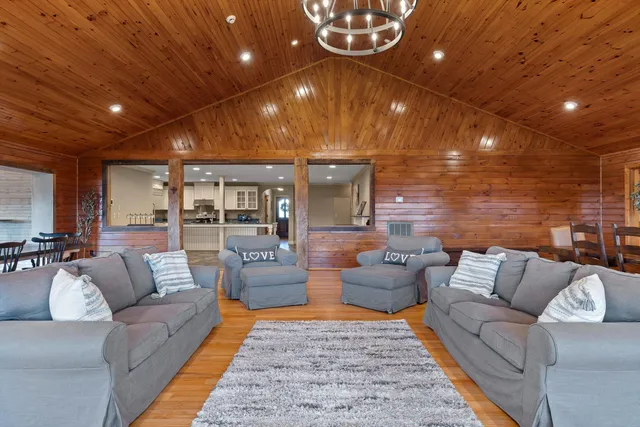 $5,500,000 | 1020 Thomas Road, Benton, TN 37307