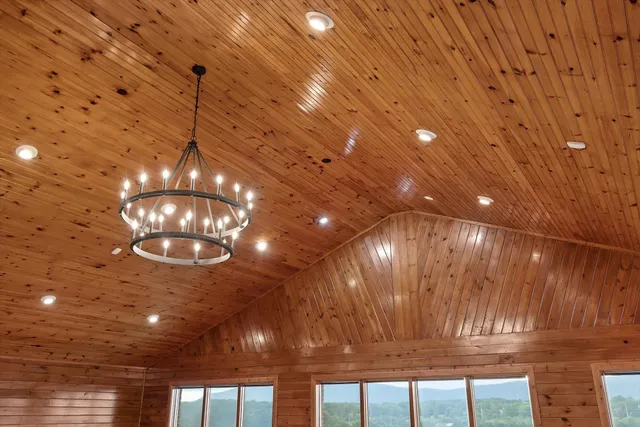 $5,500,000 | 1020 Thomas Road, Benton, TN 37307