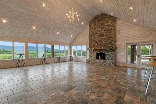 $5,500,000 | 1020 Thomas Road, Benton, TN 37307