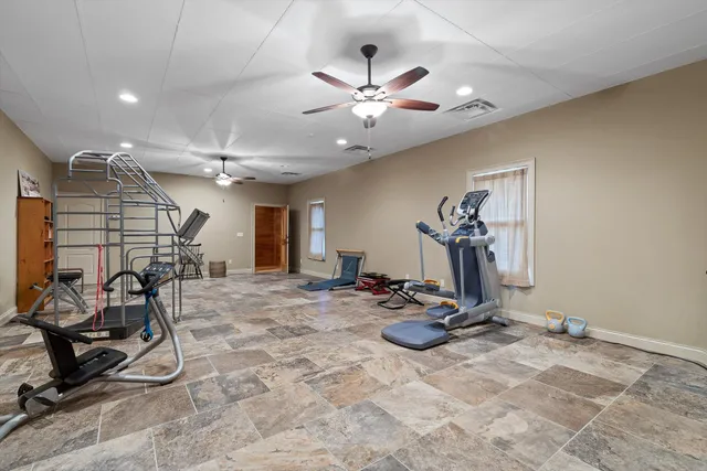 $5,500,000 | 1020 Thomas Road, Benton, TN 37307