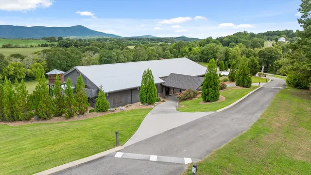 $5,500,000 | 1020 Thomas Road, Benton, TN 37307