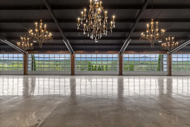 $5,500,000 | 1020 Thomas Road, Benton, TN 37307