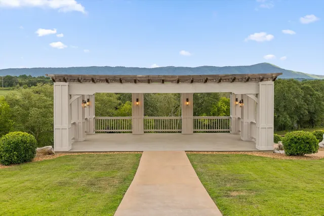 $5,500,000 | 1020 Thomas Road, Benton, TN 37307