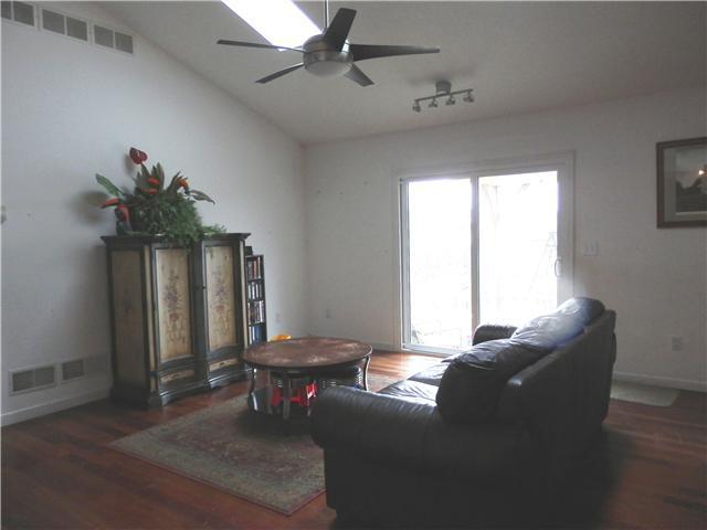4120 Dill Road Centerburg, OH 43011 - Photo 4 of 22