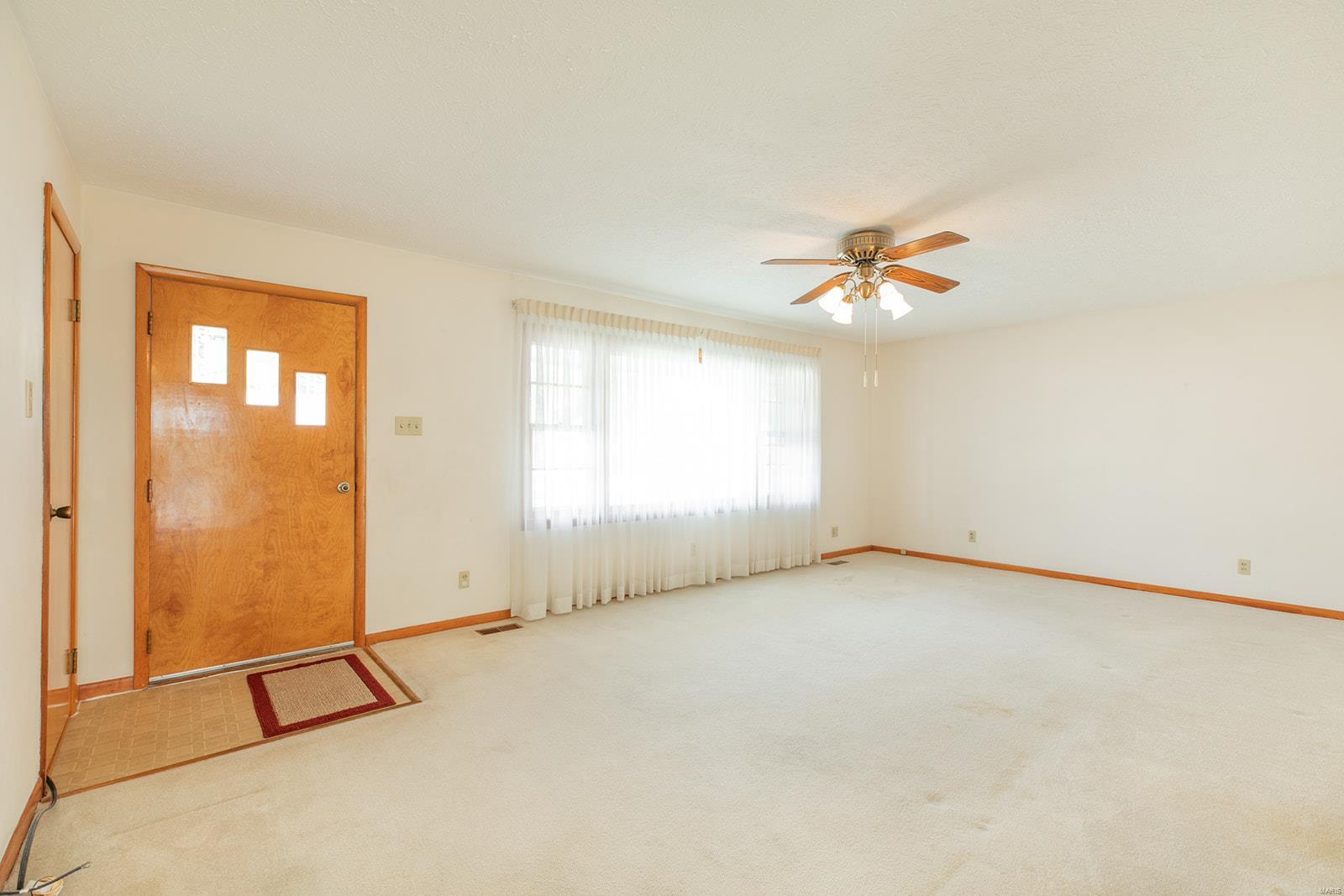 408 Cedar Greenfield, IL 62044 - Photo 14 of 37