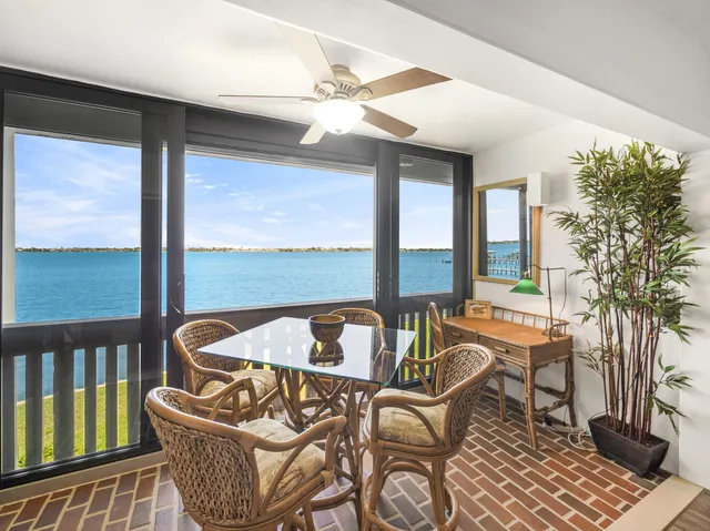 $2,500 | 175 Southeast St Lucie Boulevard, Unit F116, Stuart, FL 34996