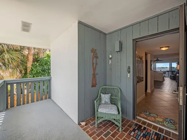 $2,500 | 175 Southeast St Lucie Boulevard, Unit F116, Stuart, FL 34996