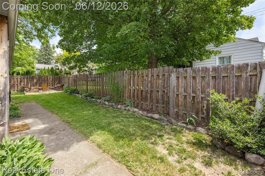 225 1st Street Fenton, MI 48430 - Photo 35 of 48