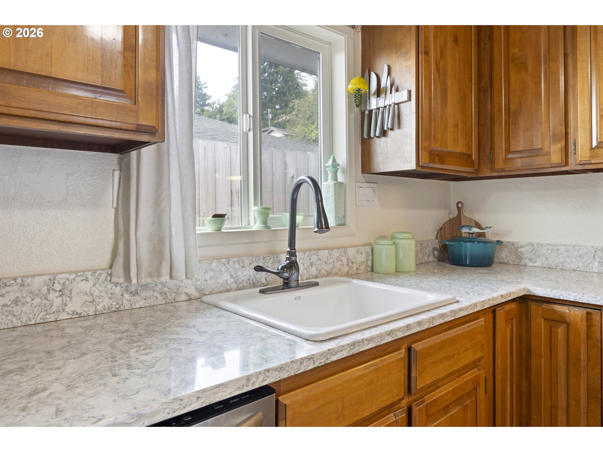 2185 North 8th Street Coos Bay, OR 97420 - Photo 8 of 30 Kitchen