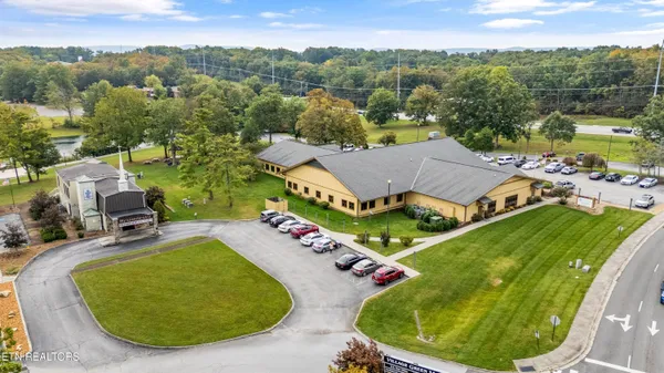$319,900 | 16 Bingham Way, Crossville, TN 38558