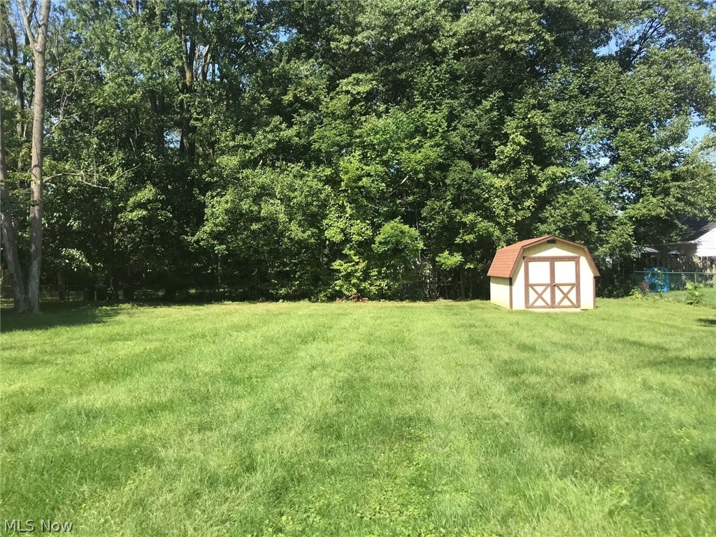 22450 Mastick Road Cleveland, OH 44126 - Photo 12 of 15