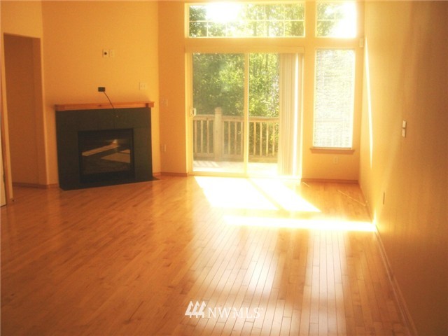 11564 Southeast 170th Court Renton, WA 98055 - Photo 2 of 15