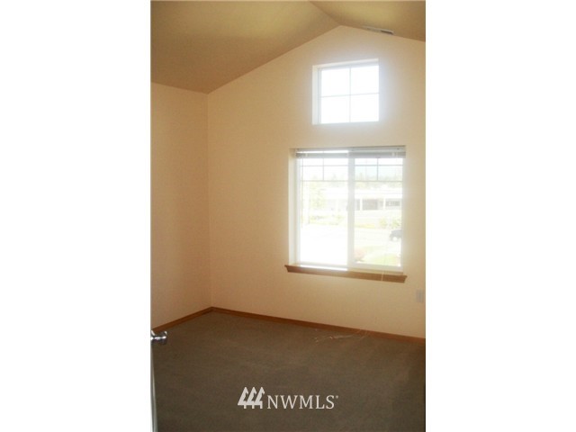 11564 Southeast 170th Court Renton, WA 98055 - Photo 12 of 15