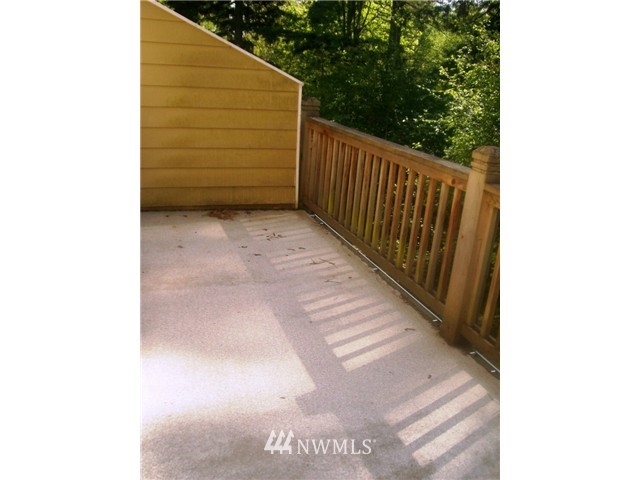 11564 Southeast 170th Court Renton, WA 98055 - Photo 14 of 15