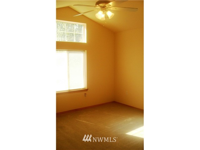 11564 Southeast 170th Court Renton, WA 98055 - Photo 9 of 15