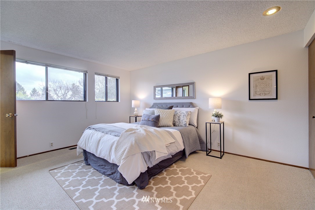 8962 Northeast 192nd Place Bothell, WA 98011 - Photo 14 of 23 Gallery Image 14